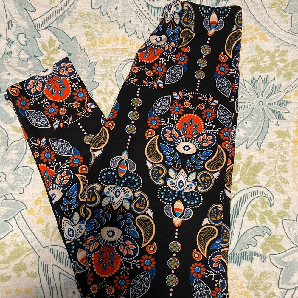 NWT Agnes & Dora leggings
